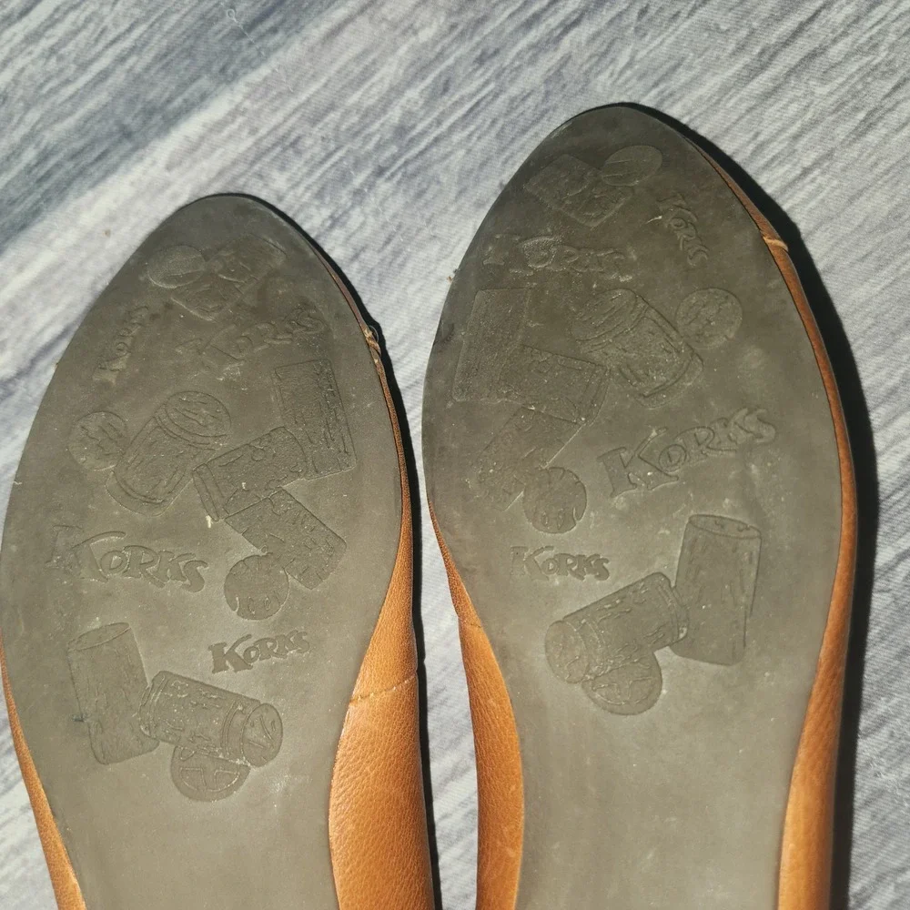 Korks Ease Leather‎ Flats Studded Pointed Toe Balletcore Anabel Shoes 6.5